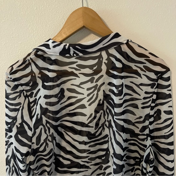 ASOS Design Zebra Print Mesh Cropped Shirt with Tie Closure Black White-12 Tall - Picture 8 of 13
